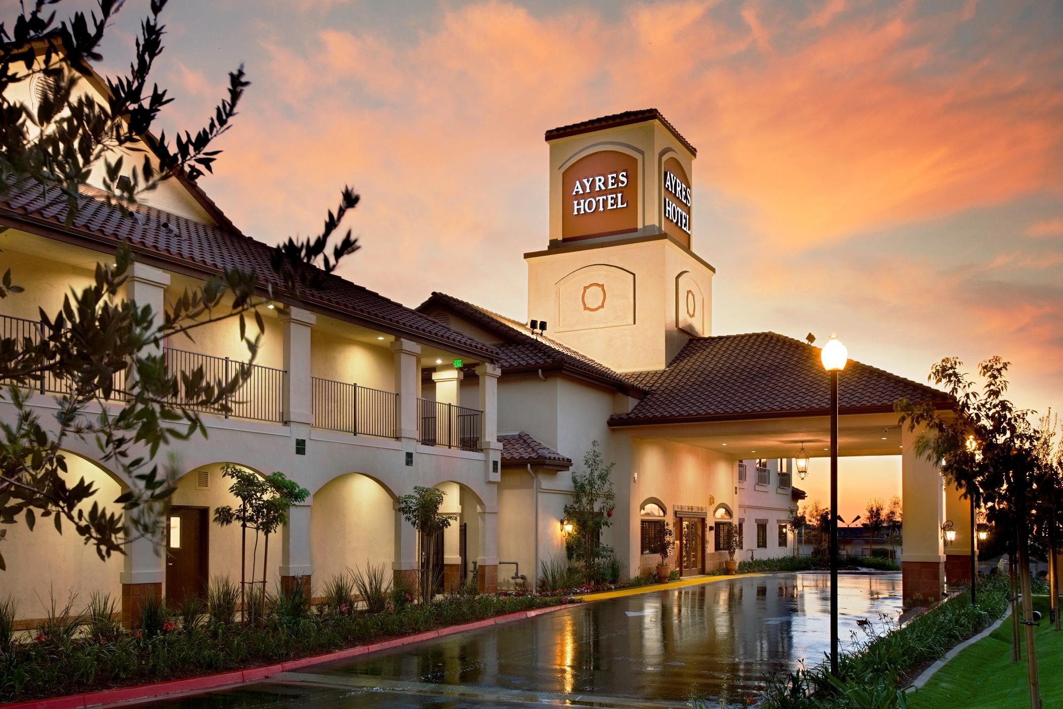 Ayres Hotel Redlands - Loma Linda Eksteriør bilde